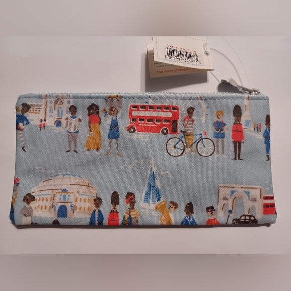Cath Kidston Travel Wallet - Picture 11 of 15